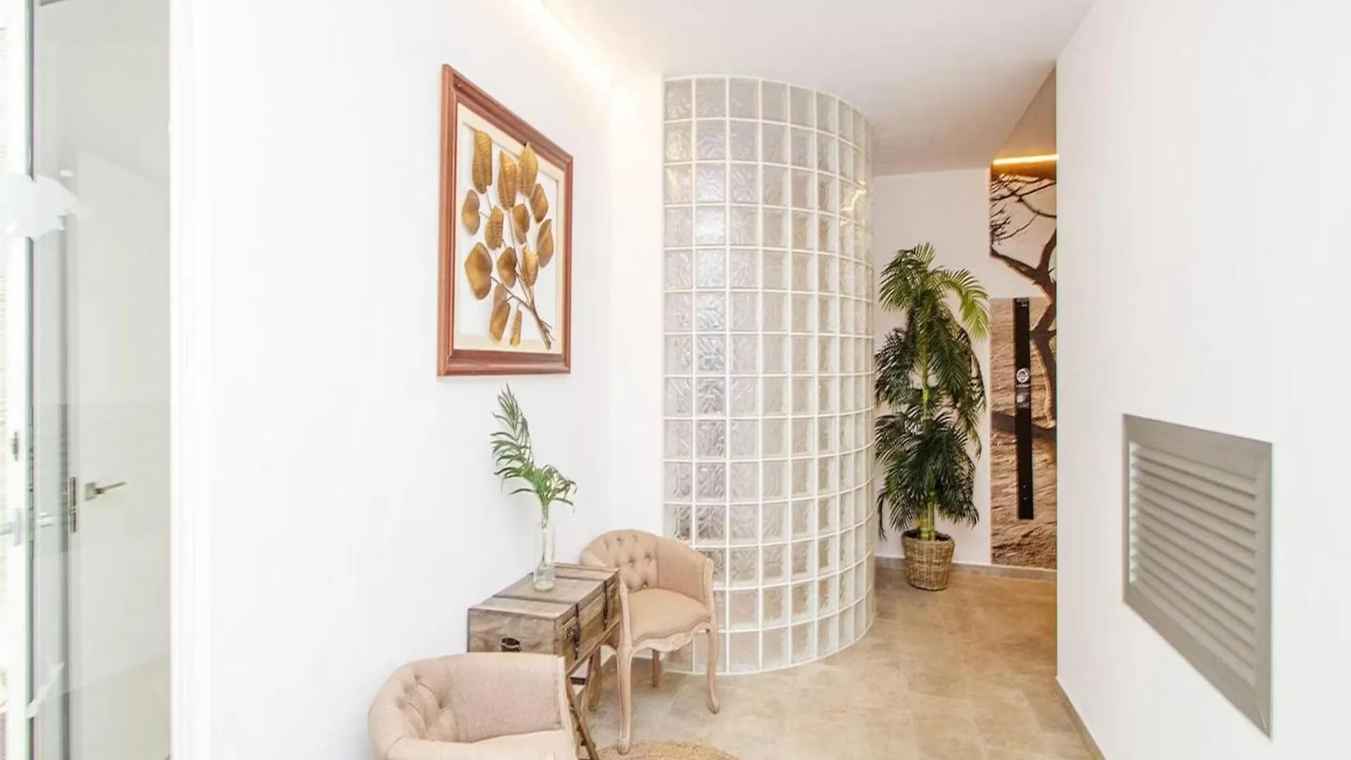 Villa With Salt Water Pool 帕爾馬