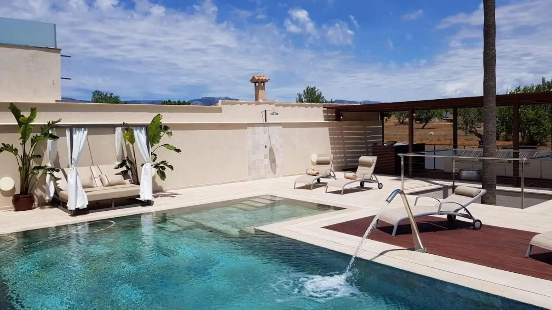 Villa With Salt Water Pool Palma
