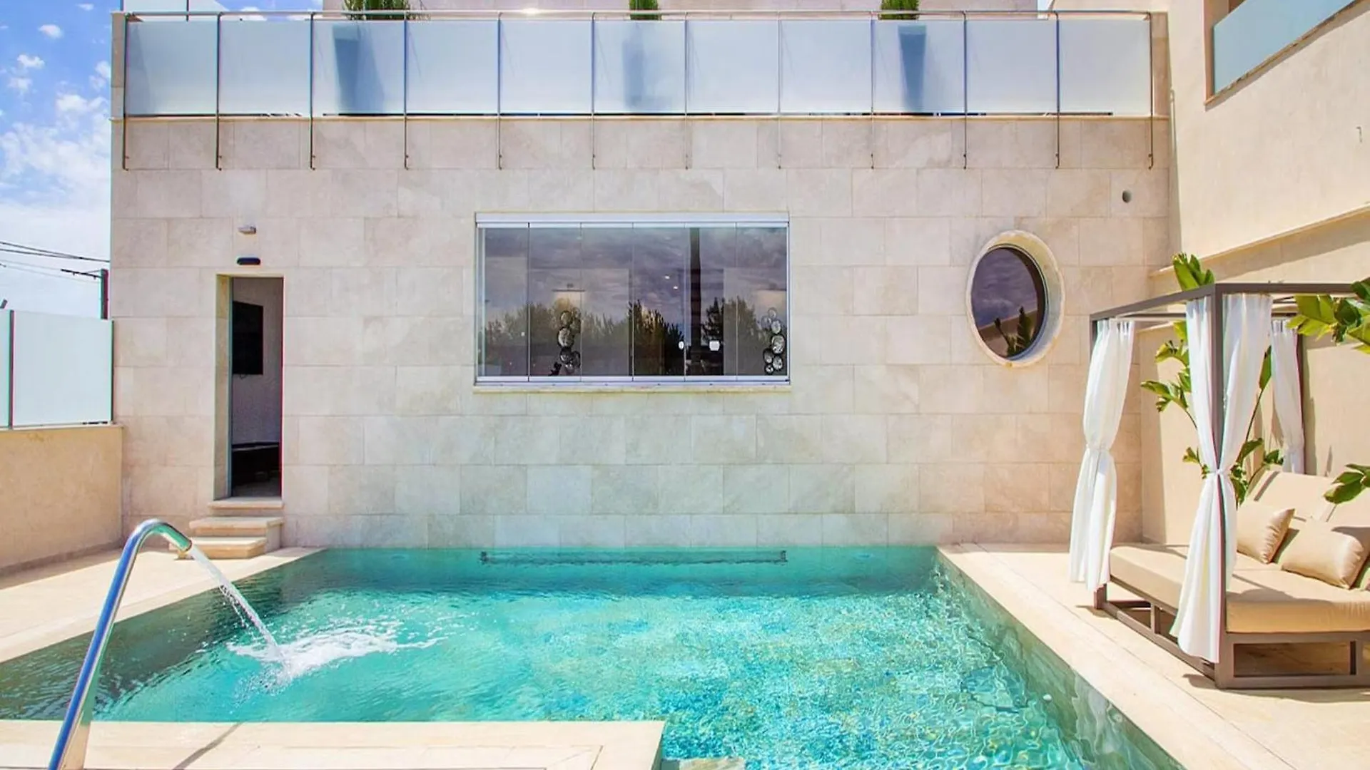 Villa With Salt Water Pool Palma