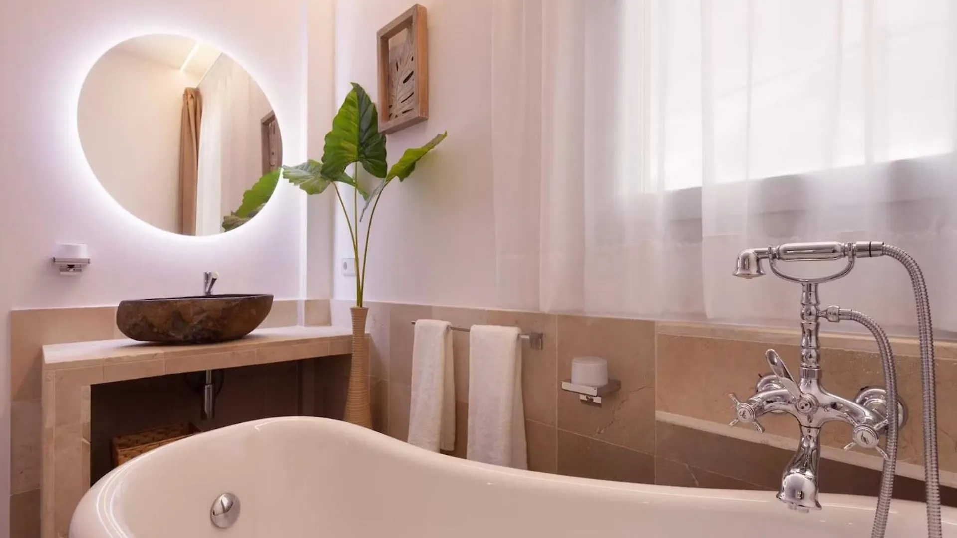 Villa With Salt Water Pool Palma